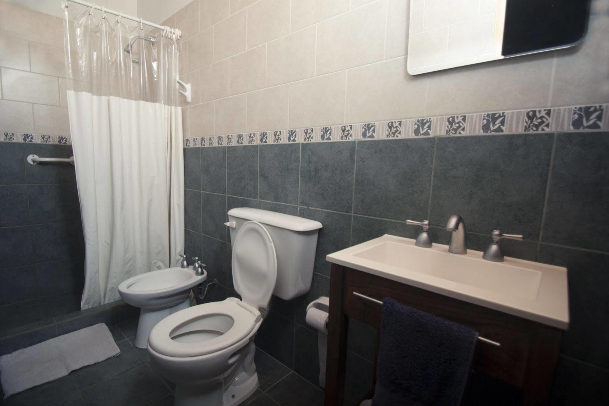 La Tosca Hostel Пуерто Мадрин Екстериор снимка